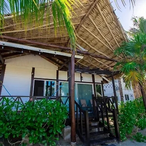 Encanto Front Hotel