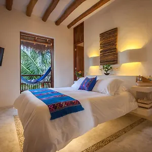 Hotel Exe El Pueblito